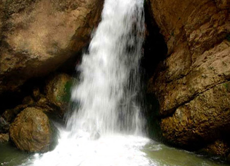 آبشار ساواشي,تصاوير آبشار ساواشي,آبشار ساواشي از جاذبه هاي ديدني فيروزکوه